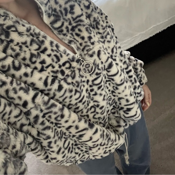 Motel Leopard Quarter-Zip - Picture 2 of 6